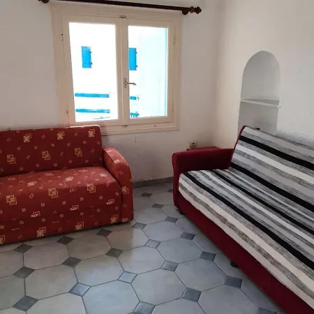 بيت للعطل Vounali Stone House